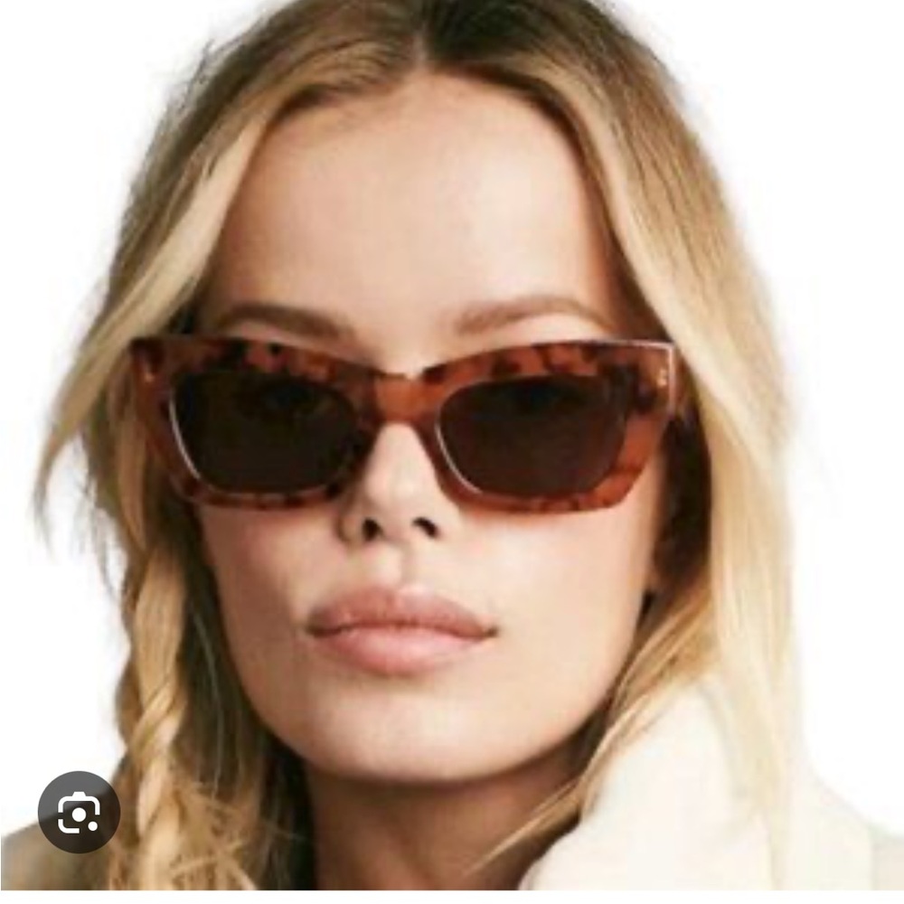 Free people Juliet winged sunglasses